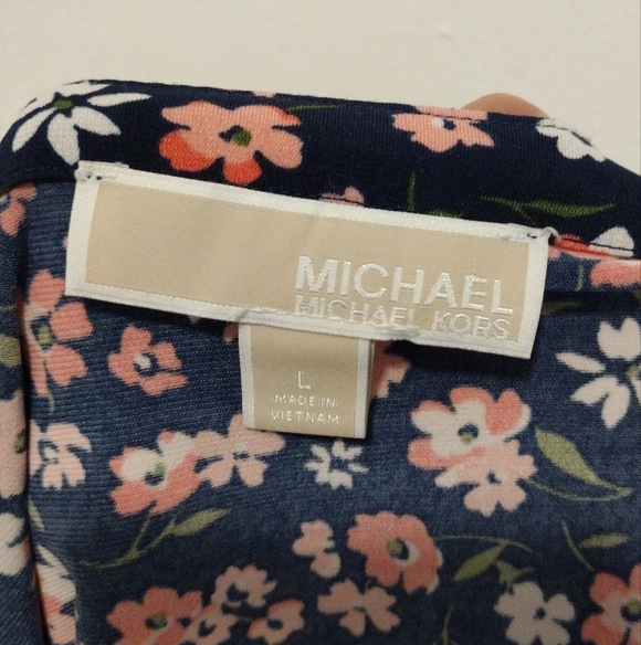 Michael Kors - Floral Cold Shoulder Blouse - Picture 15 of 16